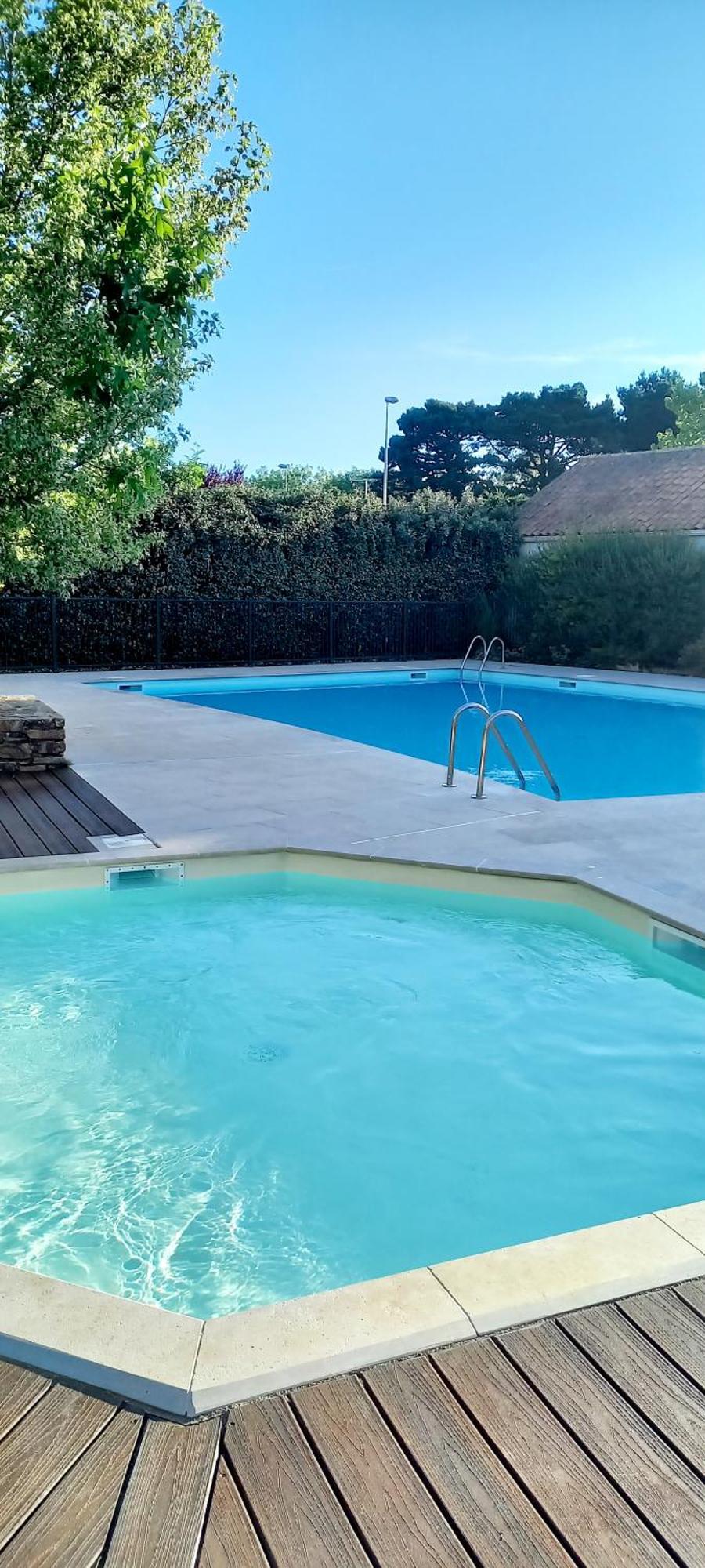 3 Pieces Proche Plage Commerces Et Golf Pornic Luaran gambar